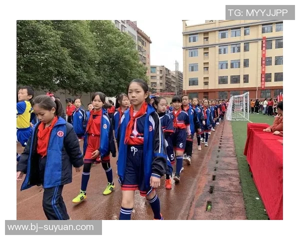 当足球巨星化身萌童再度开赛童心与激情点燃绿茵梦想